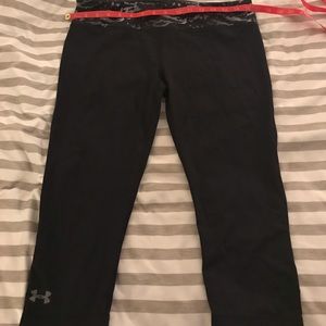 Under Armour capris size large